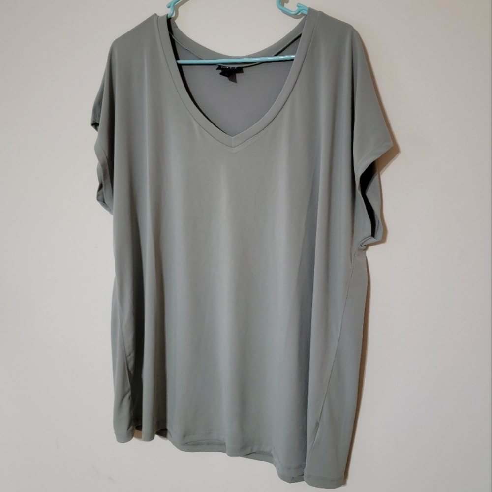 Torrid size 1 green top